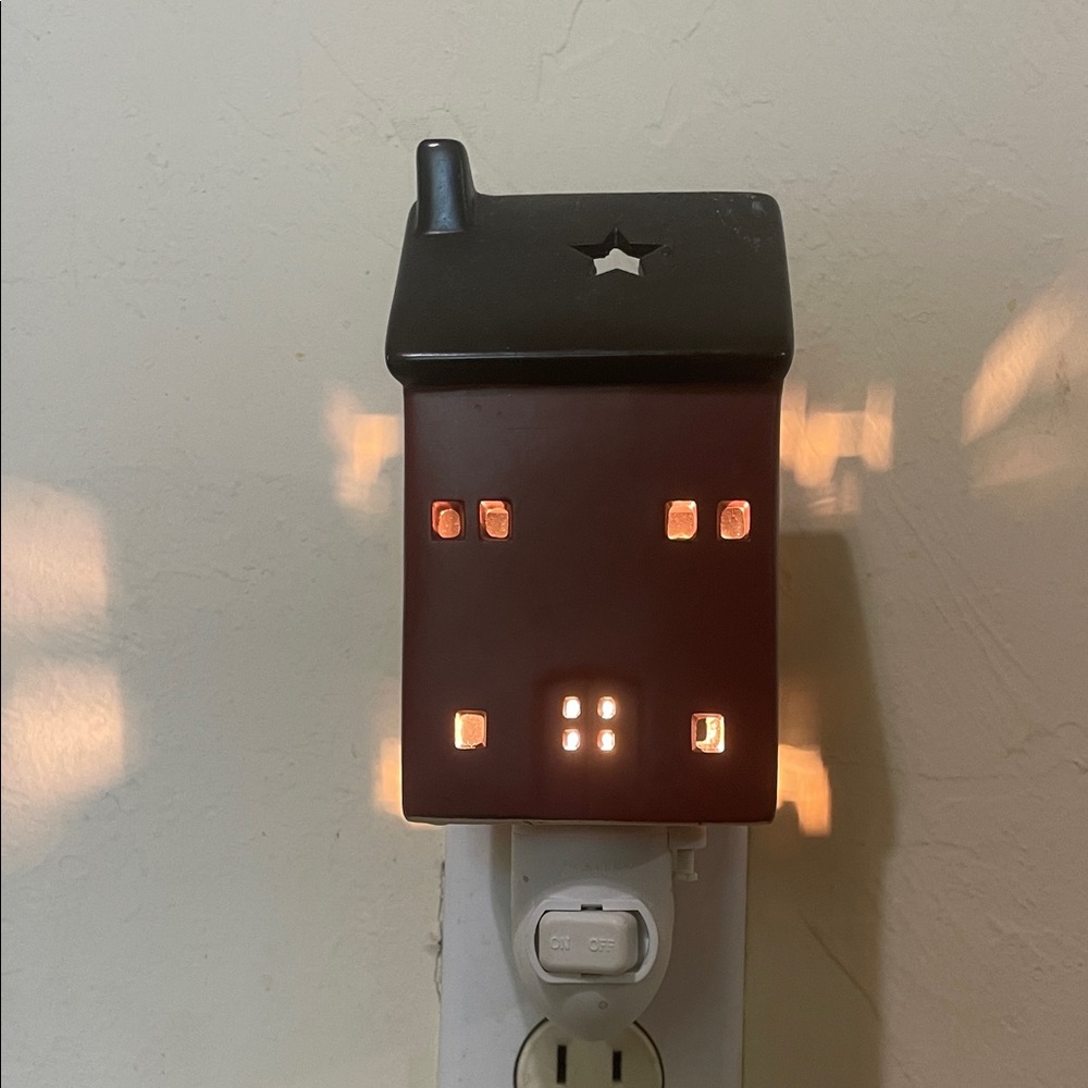 Scentsy plug in